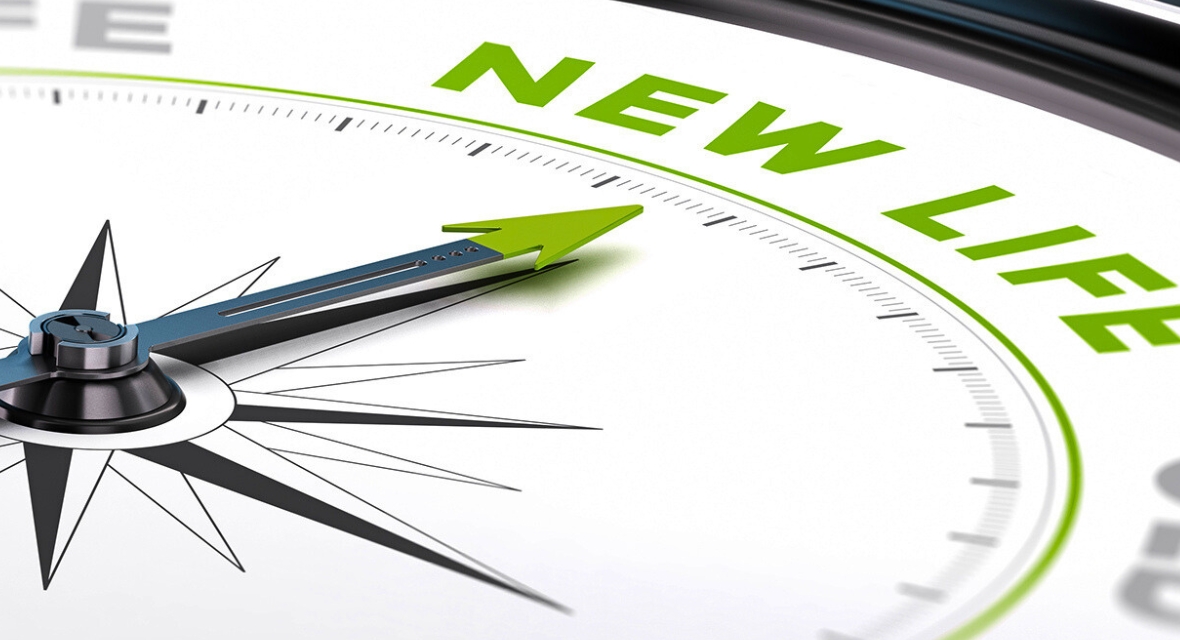 Kompassnadel zeigt auf den Begriff New Life